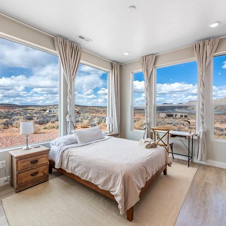 Page Arizona Border Town- Grand Serenity Room With Mesa Views Big Water Extérieur photo