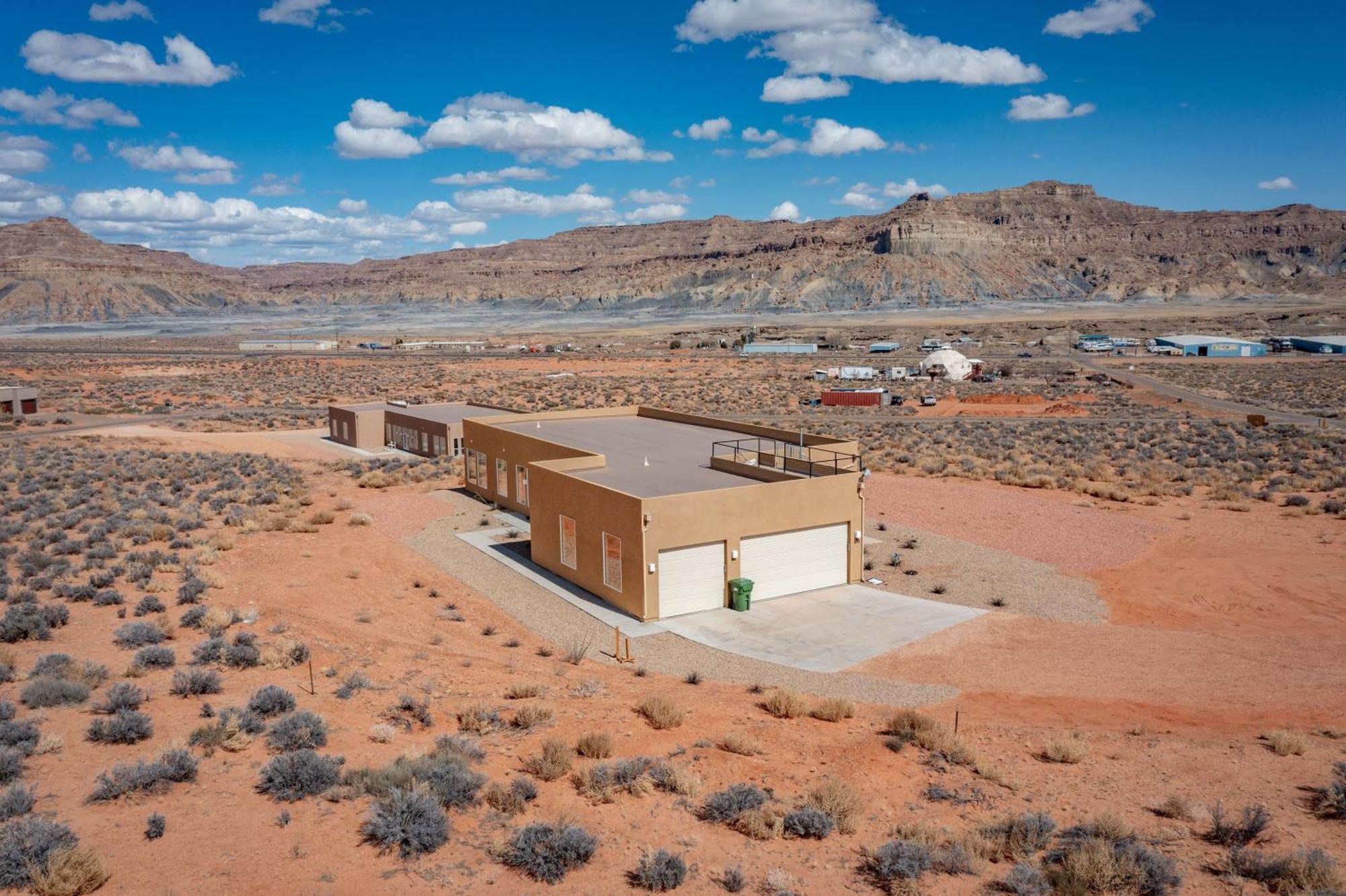 Page Arizona Border Town- Grand Serenity Room With Mesa Views Big Water Extérieur photo
